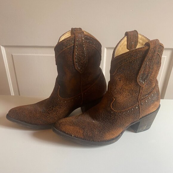 IDYLLWIND Women Two Step Western Cowboy Ankle Studded Booties - Picture 2 of 8